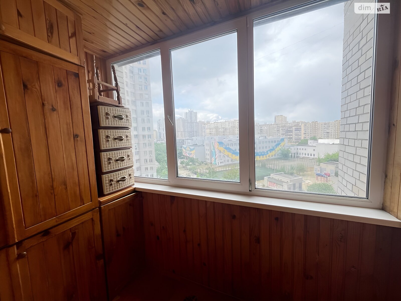 двухкомнатная квартира в Киеве, район Дарницкий, на ул. Драгоманова 31Б в аренду на долгий срок помесячно фото 1 двухкомнатная квартира в Киеве, район Дарницкий, на ул. Драгоманова 31Б в аренду на долгий срок помесячно фото 1