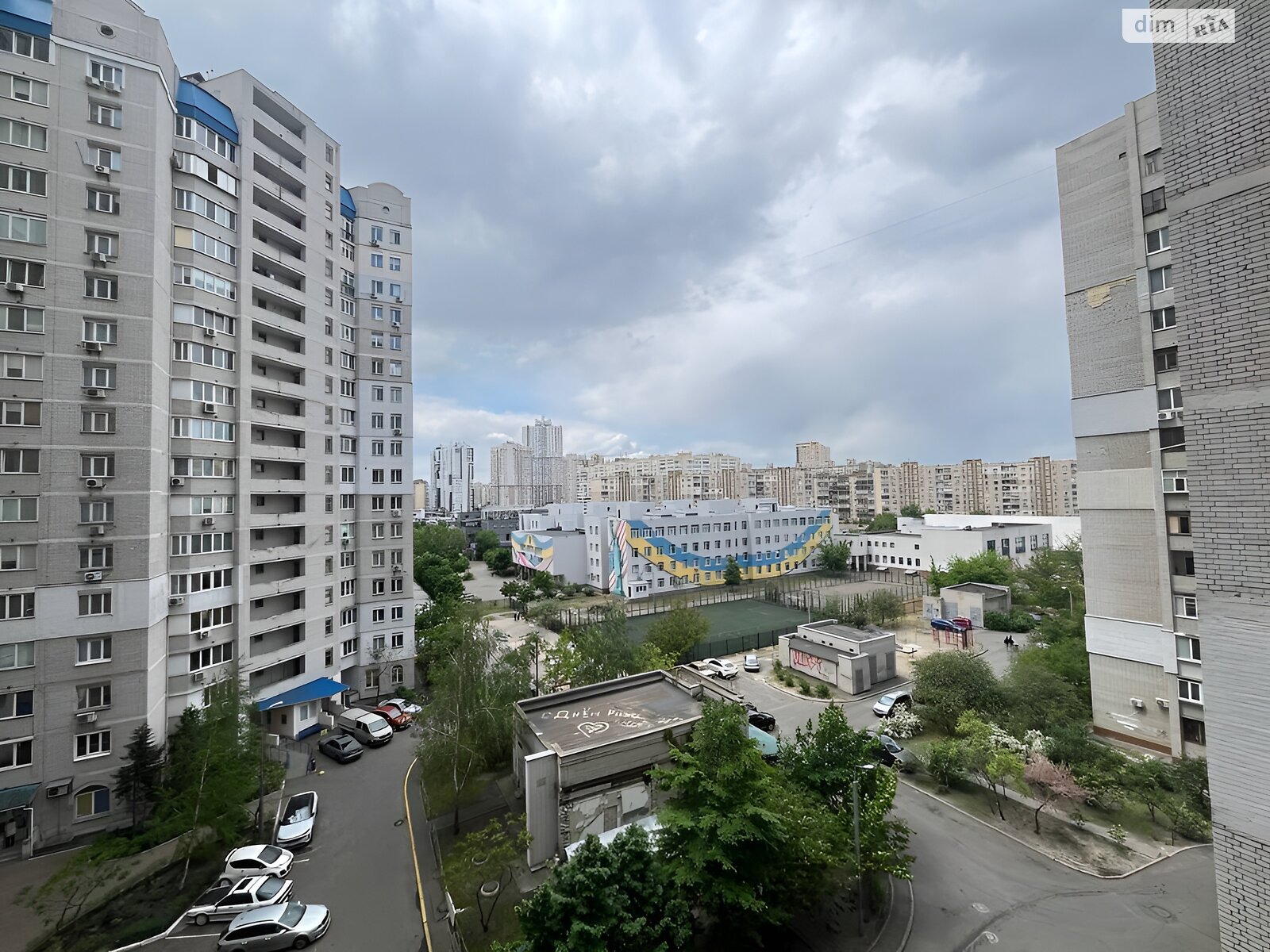 двухкомнатная квартира в Киеве, район Дарницкий, на ул. Драгоманова 31Б в аренду на долгий срок помесячно фото 1 двухкомнатная квартира в Киеве, район Дарницкий, на ул. Драгоманова 31Б в аренду на долгий срок помесячно фото 1