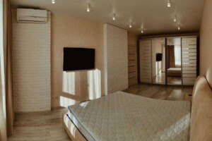 однокомнатная квартира в Киеве, район Дарницкий, на ул. Драгоманова 10 в аренду на долгий срок помесячно фото 3