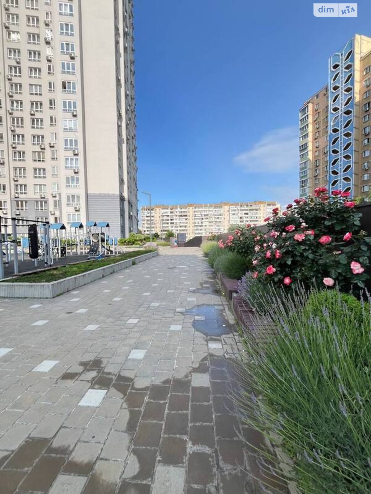 однокомнатная квартира в Киеве, район Дарницкий, на ул. Драгоманова 10 в аренду на долгий срок помесячно фото 2 однокомнатная квартира в Киеве, район Дарницкий, на ул. Драгоманова 10 в аренду на долгий срок помесячно фото 2