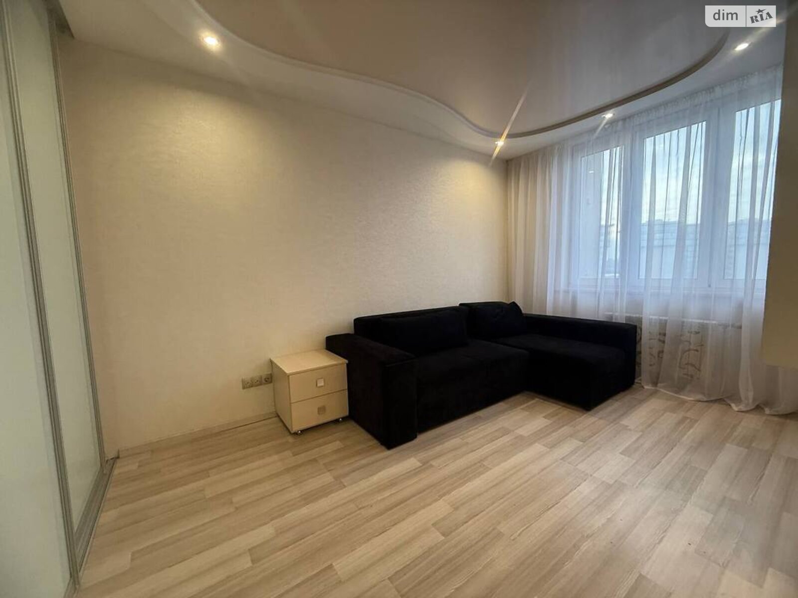 трехкомнатная квартира в Киеве, район Дарницкий, на ул. Княжий Затон 21 в аренду на долгий срок помесячно фото 1