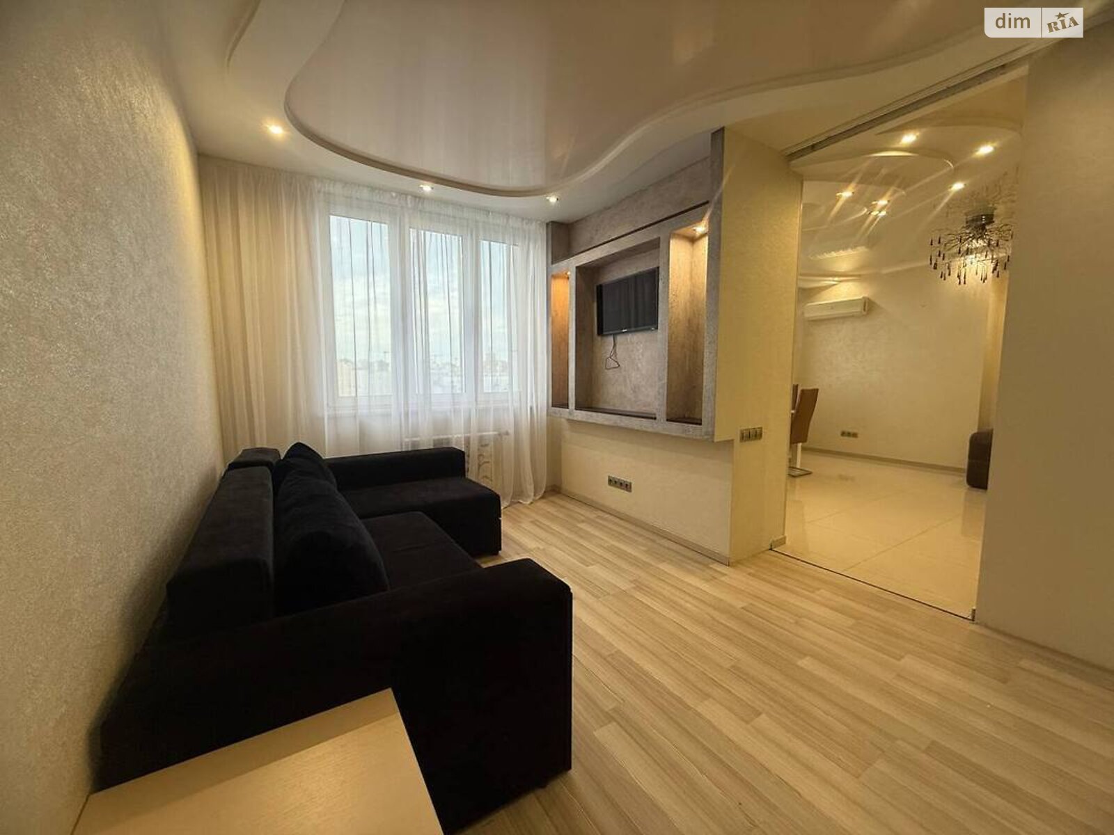 трехкомнатная квартира в Киеве, район Дарницкий, на ул. Княжий Затон 21 в аренду на долгий срок помесячно фото 1