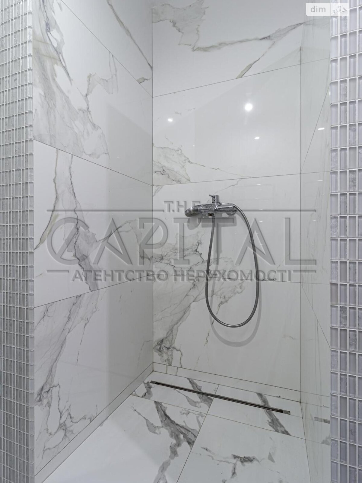 трехкомнатная квартира в Киеве, район Дарницкий, на просп. Николая Бажана 1А в аренду на долгий срок помесячно фото 1