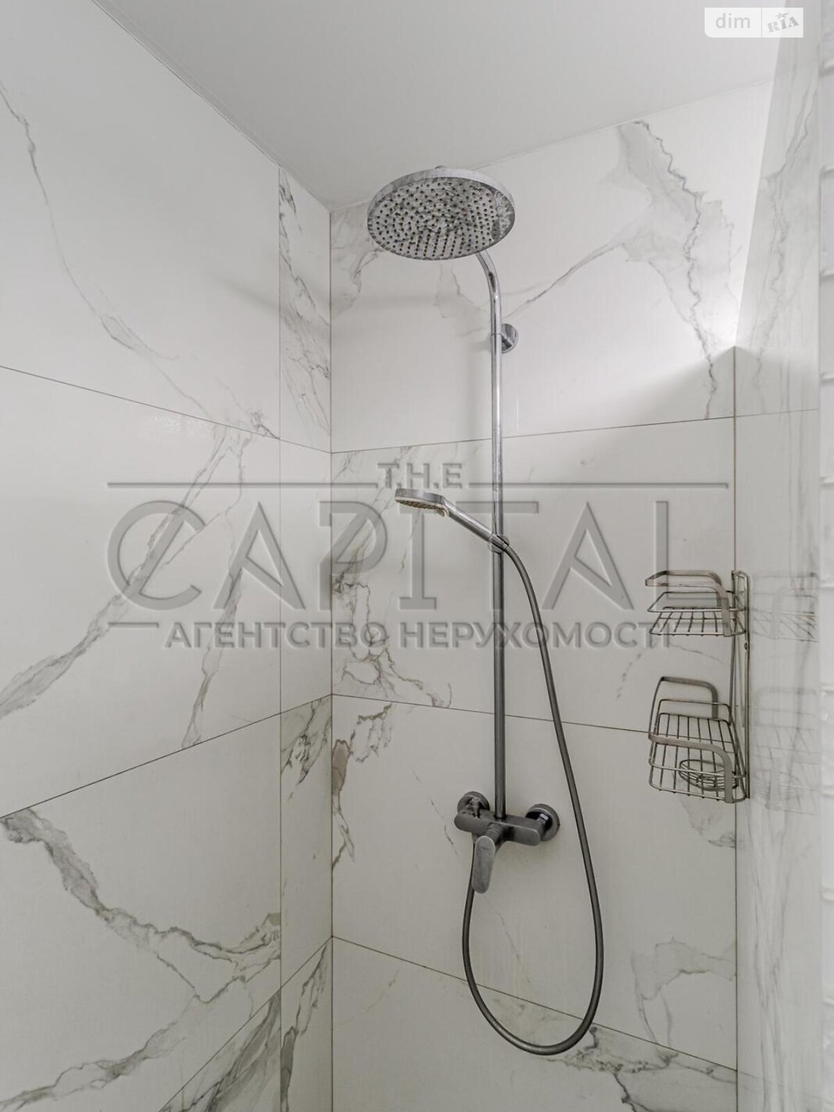 трехкомнатная квартира в Киеве, район Дарницкий, на просп. Николая Бажана 1А в аренду на долгий срок помесячно фото 1