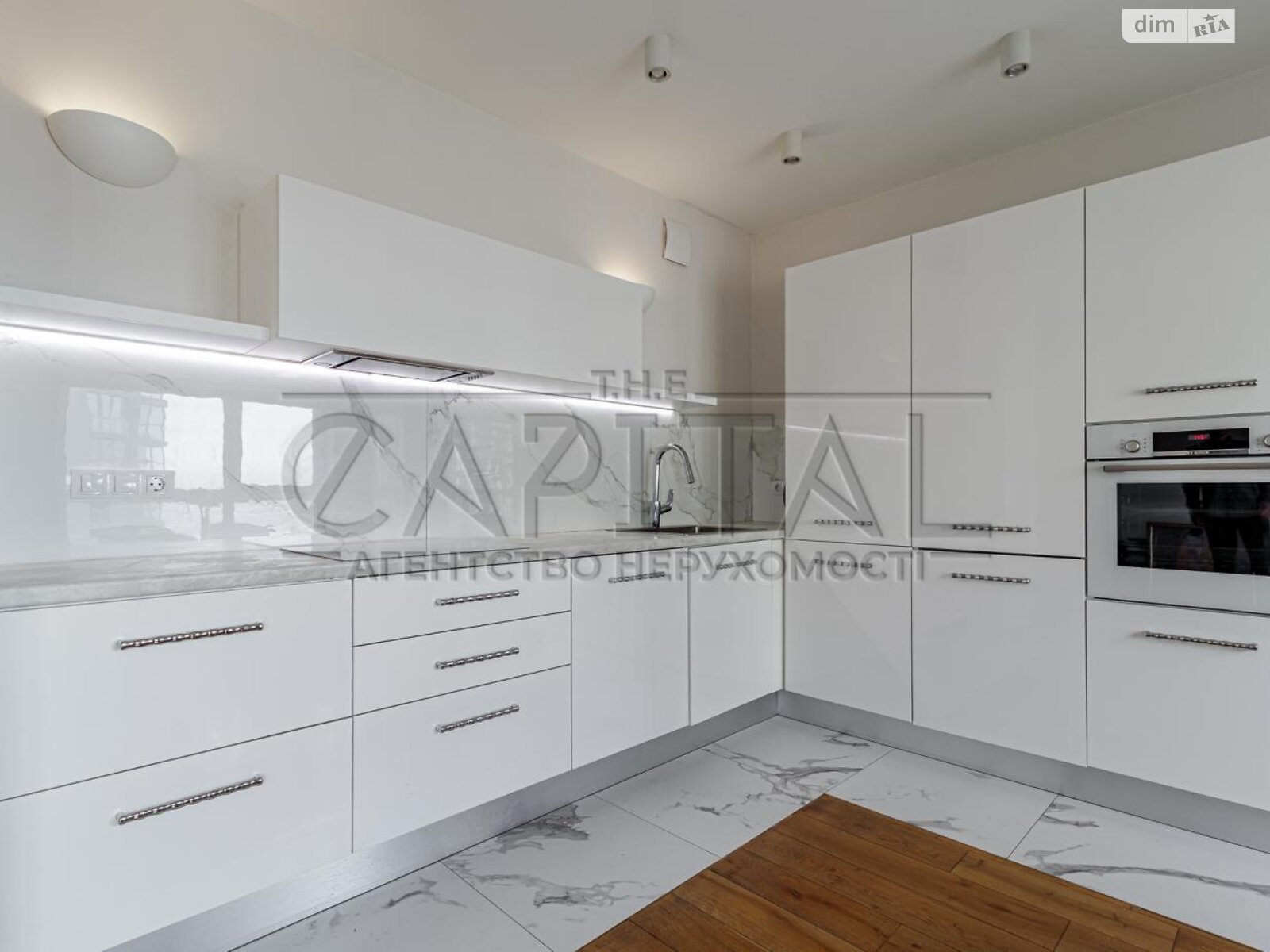 трехкомнатная квартира в Киеве, район Дарницкий, на просп. Николая Бажана 1А в аренду на долгий срок помесячно фото 1