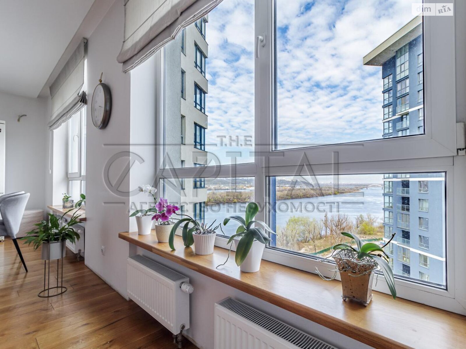 трехкомнатная квартира в Киеве, район Дарницкий, на просп. Николая Бажана 1А в аренду на долгий срок помесячно фото 1