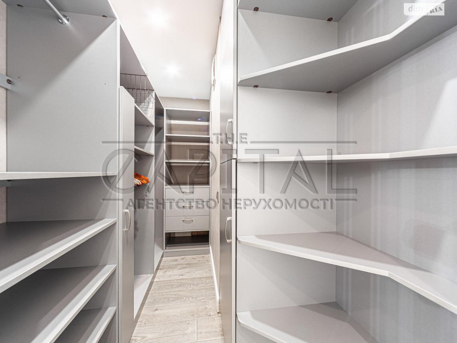 однокомнатная квартира в Киеве, район Дарницкий, на просп. Николая Бажана 1А в аренду на долгий срок помесячно фото 1