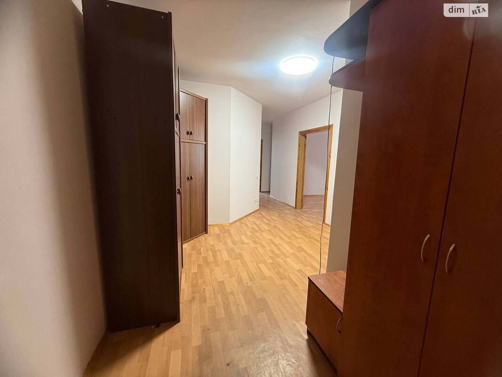 трикімнатна квартира в Києві, район Дарницький, на просп. Петра Григоренка 1Б в довготривалу оренду помісячно фото 1 трикімнатна квартира в Києві, район Дарницький, на просп. Петра Григоренка 1Б в довготривалу оренду помісячно фото 1