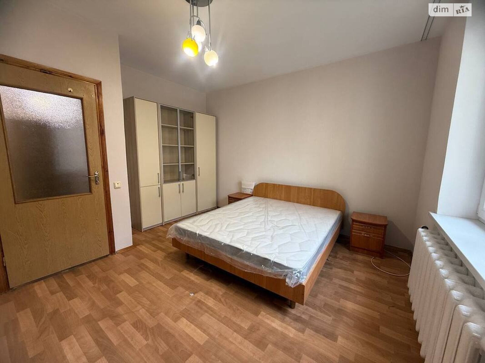 трикімнатна квартира в Києві, район Дарницький, на просп. Петра Григоренка 1Б в довготривалу оренду помісячно фото 1 трикімнатна квартира в Києві, район Дарницький, на просп. Петра Григоренка 1Б в довготривалу оренду помісячно фото 1