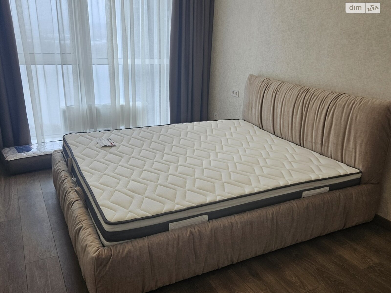 однокімнатна квартира в Києві, район Дарницький, на вул. Причальна 14 в довготривалу оренду помісячно фото 1 однокімнатна квартира в Києві, район Дарницький, на вул. Причальна 14 в довготривалу оренду помісячно фото 1