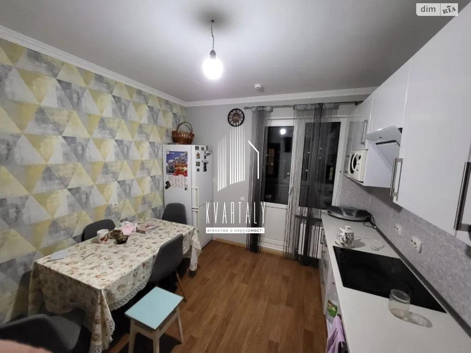 трехкомнатная квартира в Киеве, район Дарницкий, на ул. Софии Русовой 1Б в аренду на долгий срок помесячно фото 1