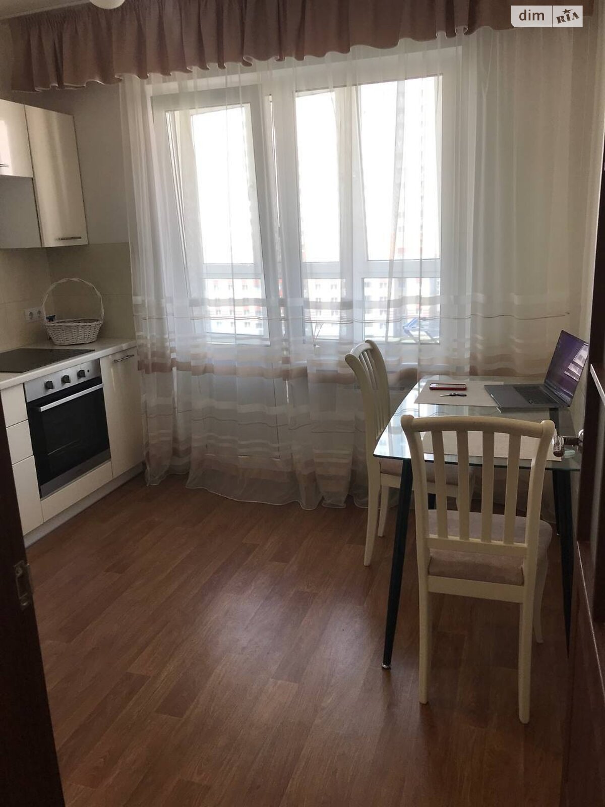 однокімнатна квартира в Києві, район Дарницький, на вул. Софії Русової 5Б в довготривалу оренду помісячно фото 1 однокімнатна квартира в Києві, район Дарницький, на вул. Софії Русової 5Б в довготривалу оренду помісячно фото 1