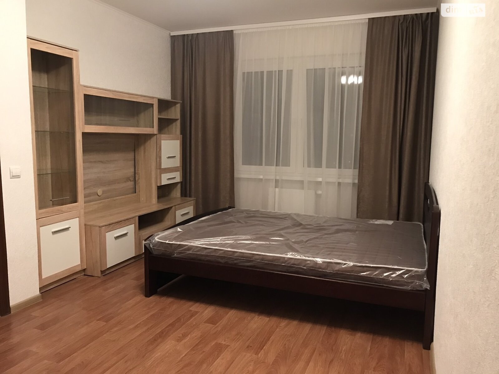 однокімнатна квартира в Києві, район Дарницький, на вул. Софії Русової 5Б в довготривалу оренду помісячно фото 1 однокімнатна квартира в Києві, район Дарницький, на вул. Софії Русової 5Б в довготривалу оренду помісячно фото 1