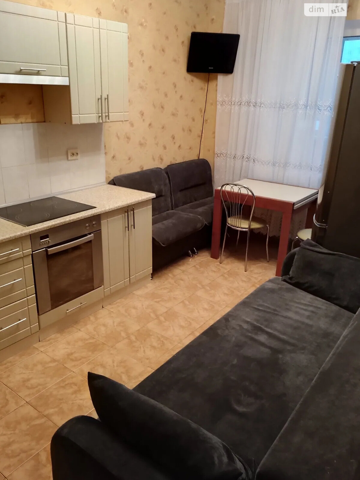 двухкомнатная квартира в Киеве, район Дарницкий, на ул. Соломии Крушельницкой 5 в аренду на долгий срок помесячно фото 1 двухкомнатная квартира в Киеве, район Дарницкий, на ул. Соломии Крушельницкой 5 в аренду на долгий срок помесячно фото 1