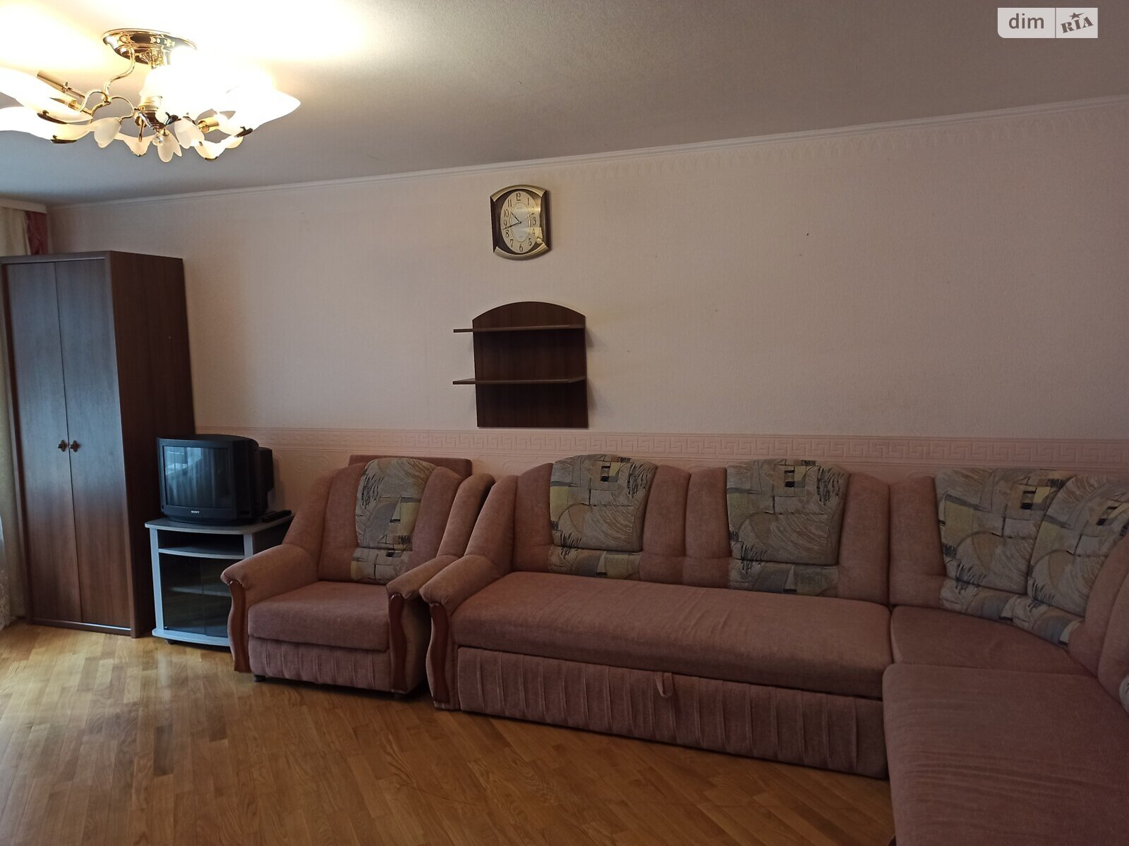 двокімнатна квартира в Києві, район Дарницький, на вул. Урлівська 12 в довготривалу оренду помісячно фото 1