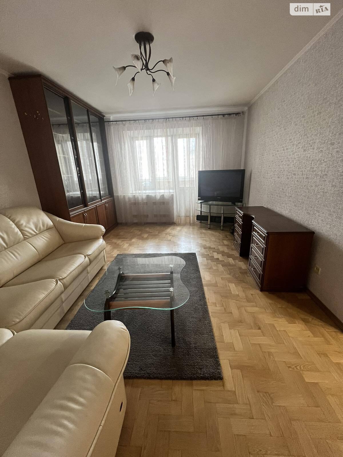 двокімнатна квартира в Києві, район Дарницький, на вул. Вишняківська 13 в довготривалу оренду помісячно фото 1 двокімнатна квартира в Києві, район Дарницький, на вул. Вишняківська 13 в довготривалу оренду помісячно фото 1