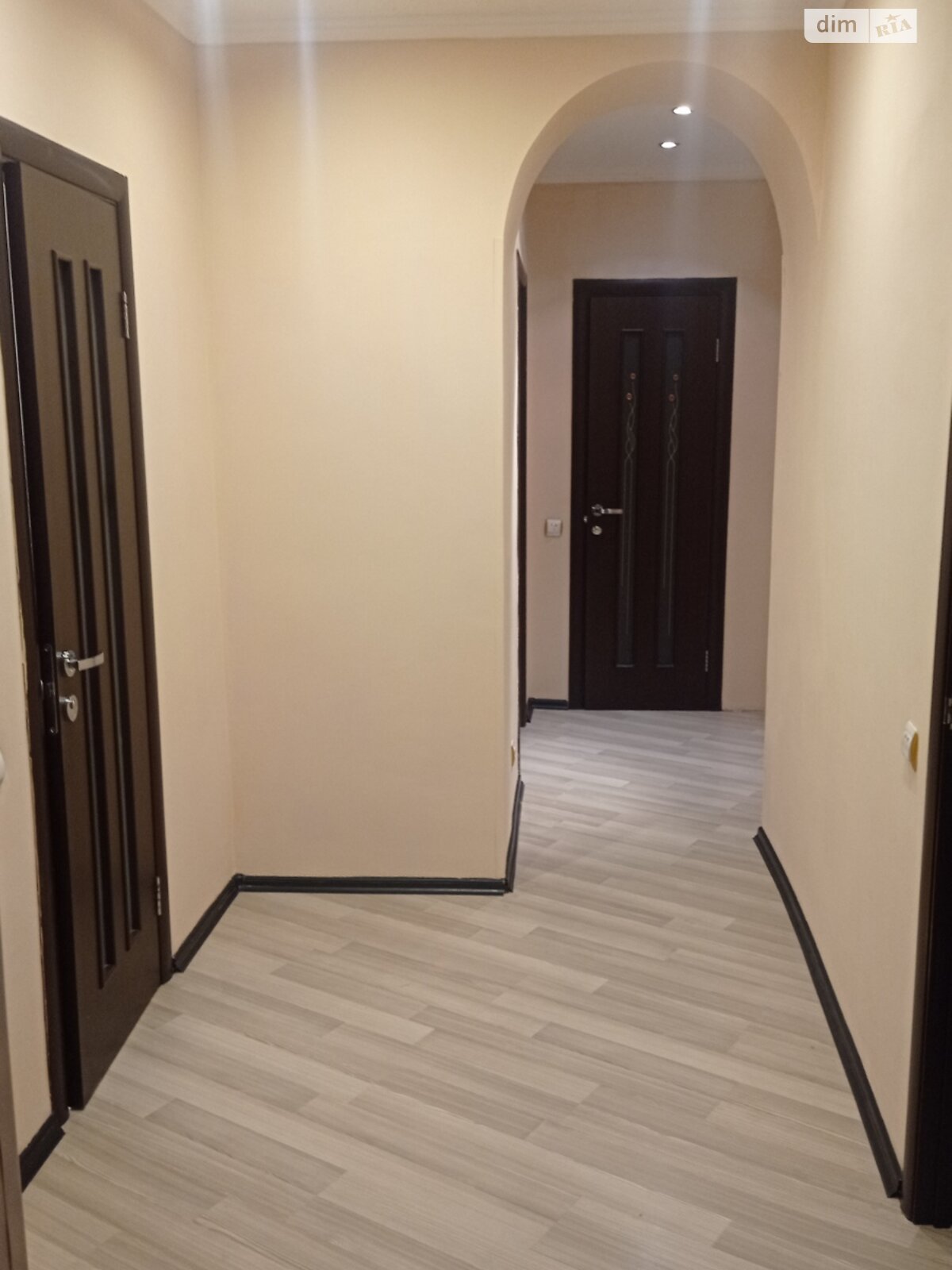 двокімнатна квартира в Києві, район Дарницький, на вул. Вишняківська 13 в довготривалу оренду помісячно фото 1 двокімнатна квартира в Києві, район Дарницький, на вул. Вишняківська 13 в довготривалу оренду помісячно фото 1