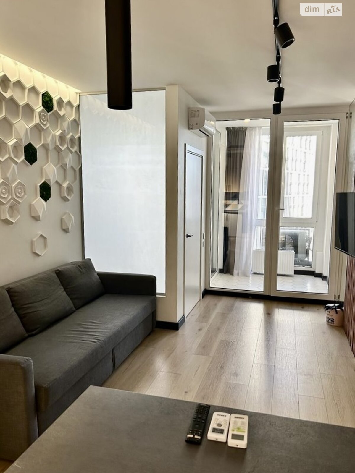 однокомнатная квартира в Киеве, район Дарницкий, на ул. Заречная 4 корпус 2 в аренду на долгий срок помесячно фото 1