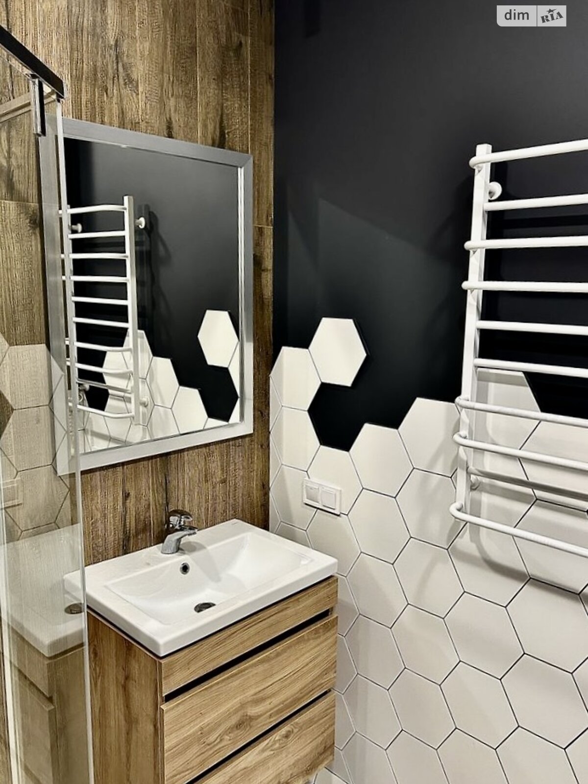 однокомнатная квартира в Киеве, район Дарницкий, на ул. Заречная 4 корпус 2 в аренду на долгий срок помесячно фото 1