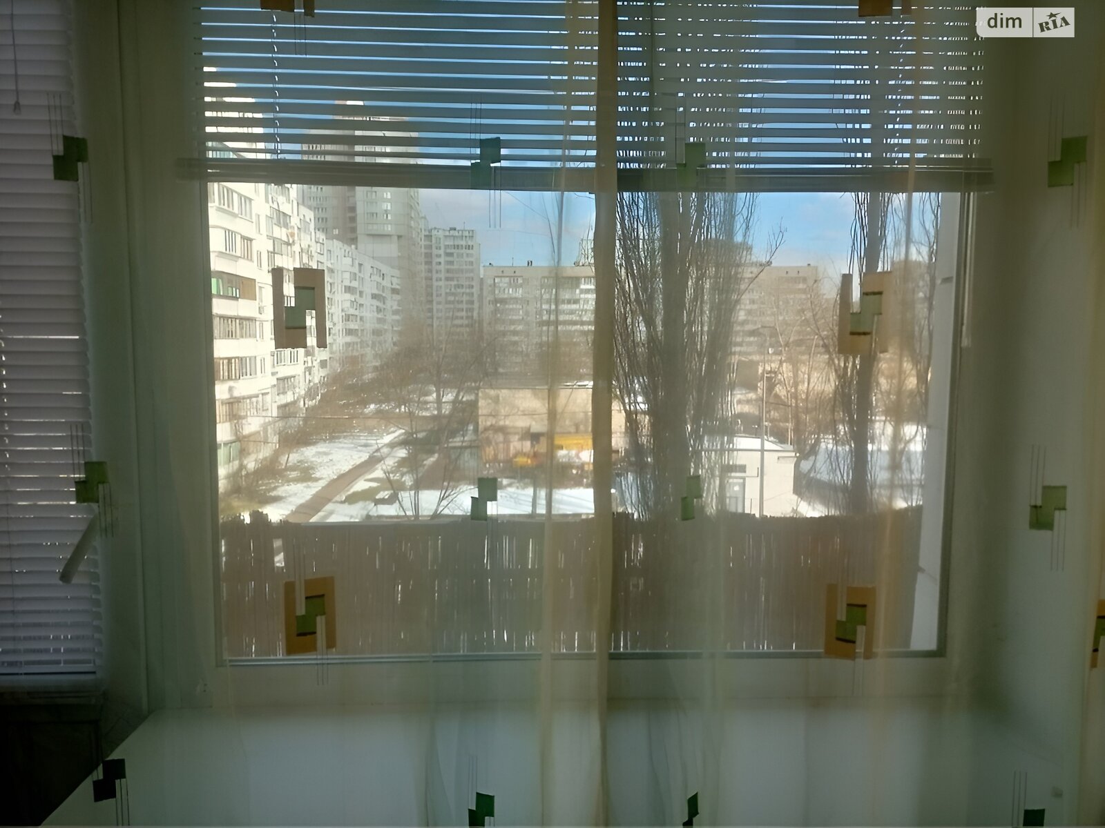 однокімнатна квартира в Києві, район Дарницький, на вул. Здолбунівська 1 в довготривалу оренду помісячно фото 1 однокімнатна квартира в Києві, район Дарницький, на вул. Здолбунівська 1 в довготривалу оренду помісячно фото 1