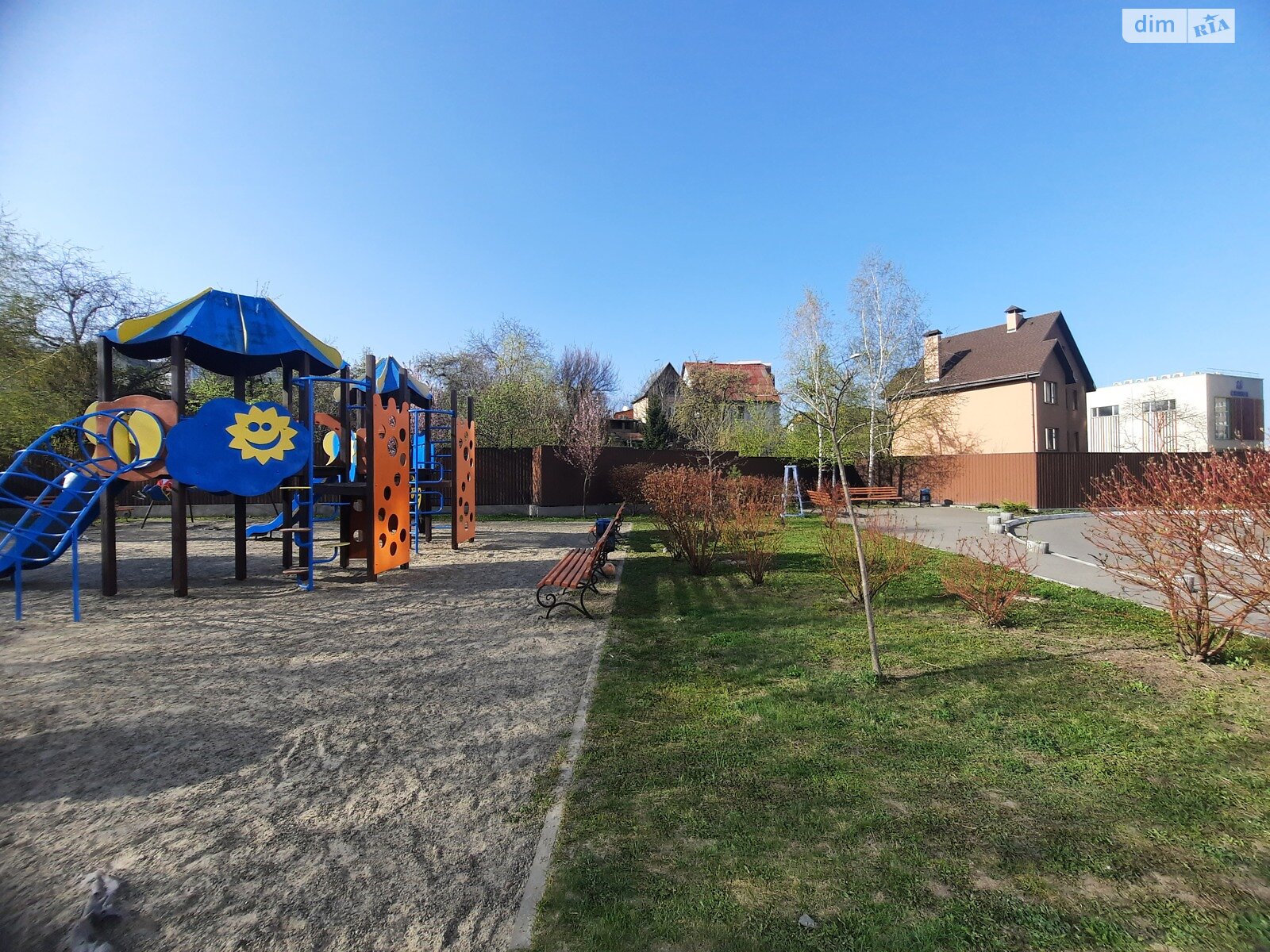 однокімнатна квартира в Києві, район Деміївка, на вул. Деміївська 18 в довготривалу оренду помісячно фото 1 однокімнатна квартира в Києві, район Деміївка, на вул. Деміївська 18 в довготривалу оренду помісячно фото 1