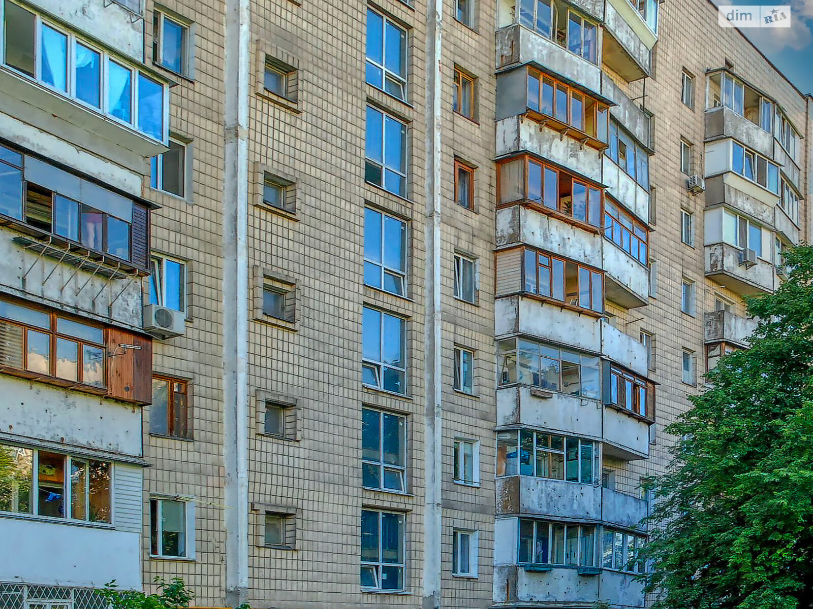 однокомнатная квартира в Киеве, район Демеевка, на ул. Демеевская 35 в аренду на долгий срок помесячно фото 1 однокомнатная квартира в Киеве, район Демеевка, на ул. Демеевская 35 в аренду на долгий срок помесячно фото 1