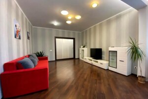 трехкомнатная квартира в Киеве, район Демеевка, на пл. Голосеевская 13А в аренду на долгий срок помесячно фото 2