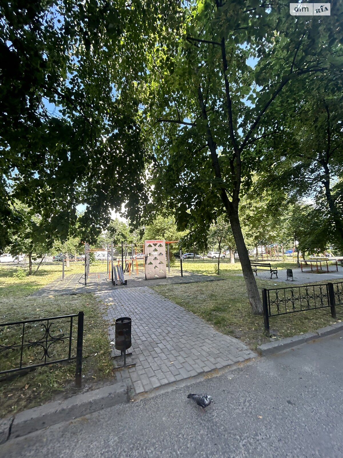 однокімнатна квартира в Києві, район Деміївка, на пл. Голосіївська 3 в довготривалу оренду помісячно фото 1 однокімнатна квартира в Києві, район Деміївка, на пл. Голосіївська 3 в довготривалу оренду помісячно фото 1