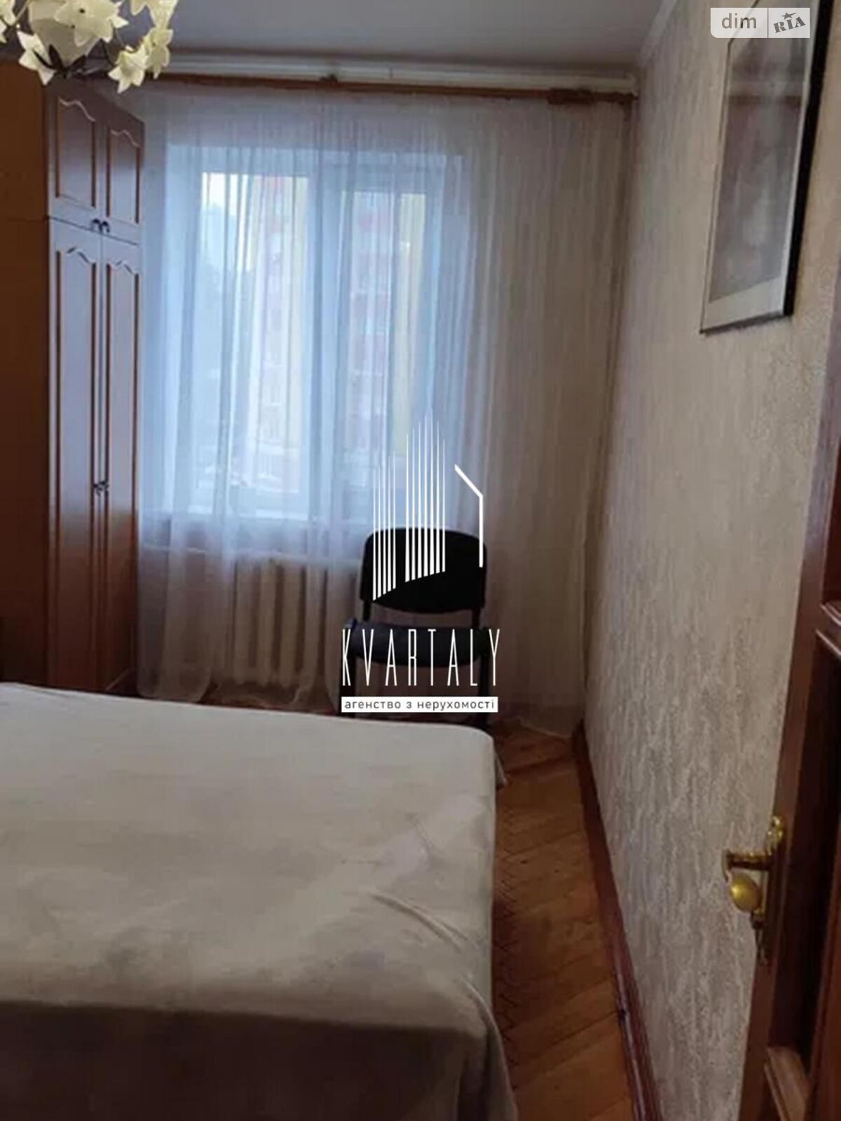 трехкомнатная квартира в Киеве, район Демеевка, на ул. Голосеевская 16 в аренду на долгий срок помесячно фото 1 трехкомнатная квартира в Киеве, район Демеевка, на ул. Голосеевская 16 в аренду на долгий срок помесячно фото 1