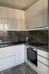 трикімнатна квартира в Києві, район Голосіївський, на просп. Голосіївський в довготривалу оренду помісячно фото 2