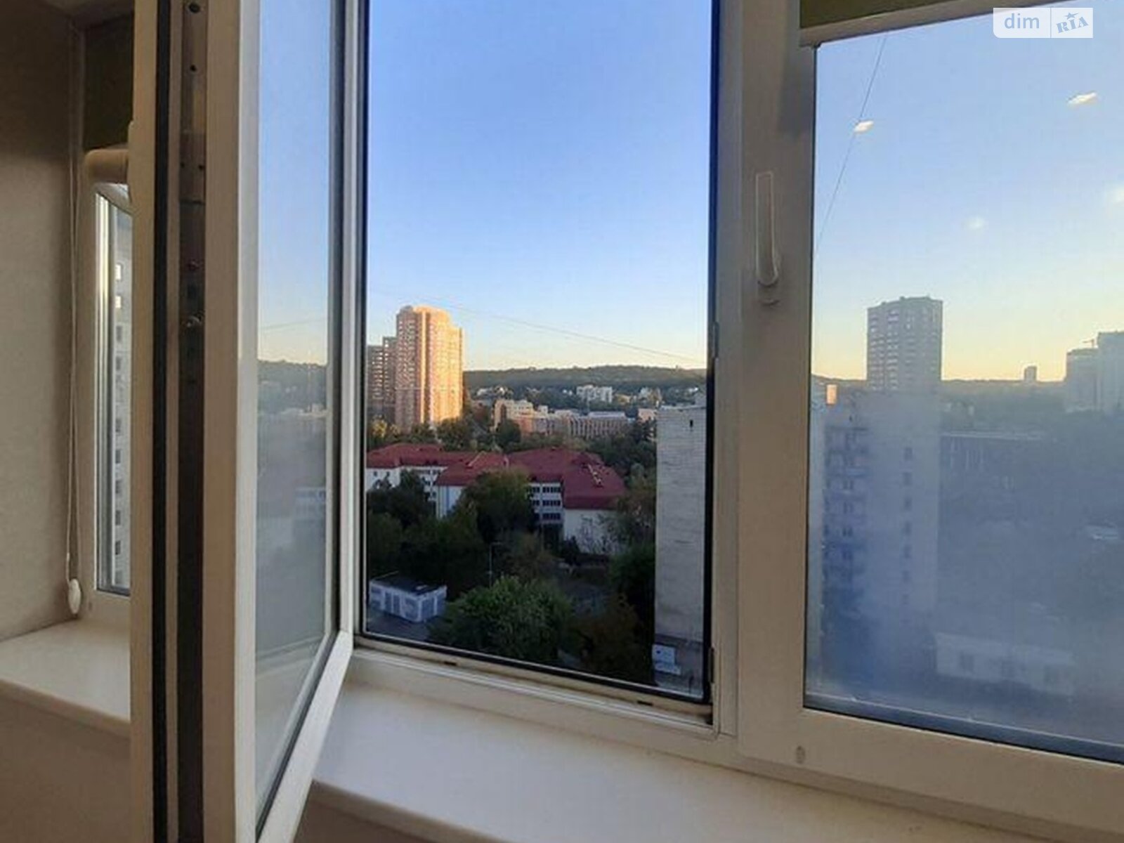 двухкомнатная квартира в Киеве, район Демеевка, на просп. Голосеевский 15А в аренду на долгий срок помесячно фото 1 двухкомнатная квартира в Киеве, район Демеевка, на просп. Голосеевский 15А в аренду на долгий срок помесячно фото 1