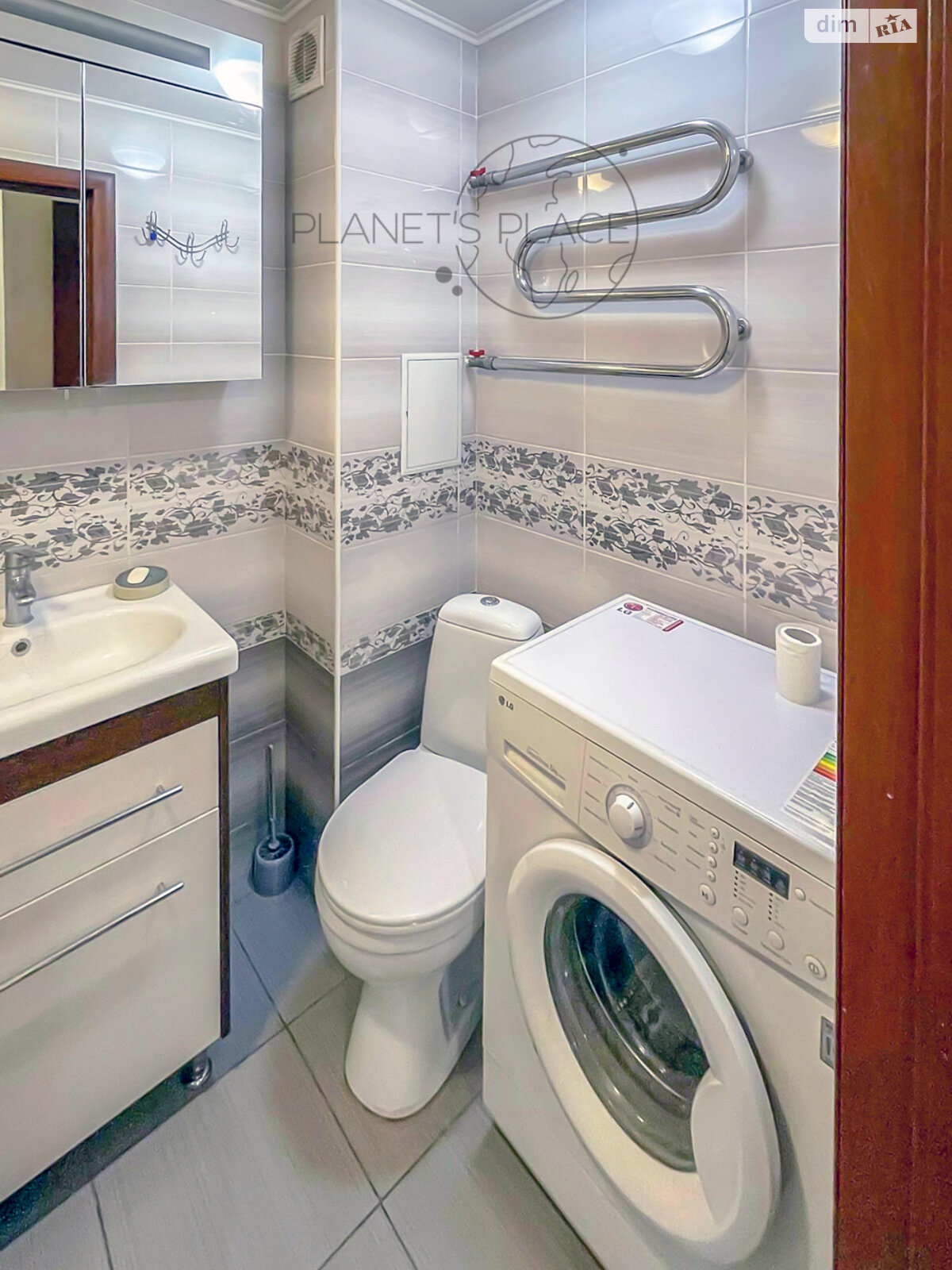 однокомнатная квартира в Киеве, район Демеевка, на просп. Голосеевский 7 в аренду на долгий срок помесячно фото 1