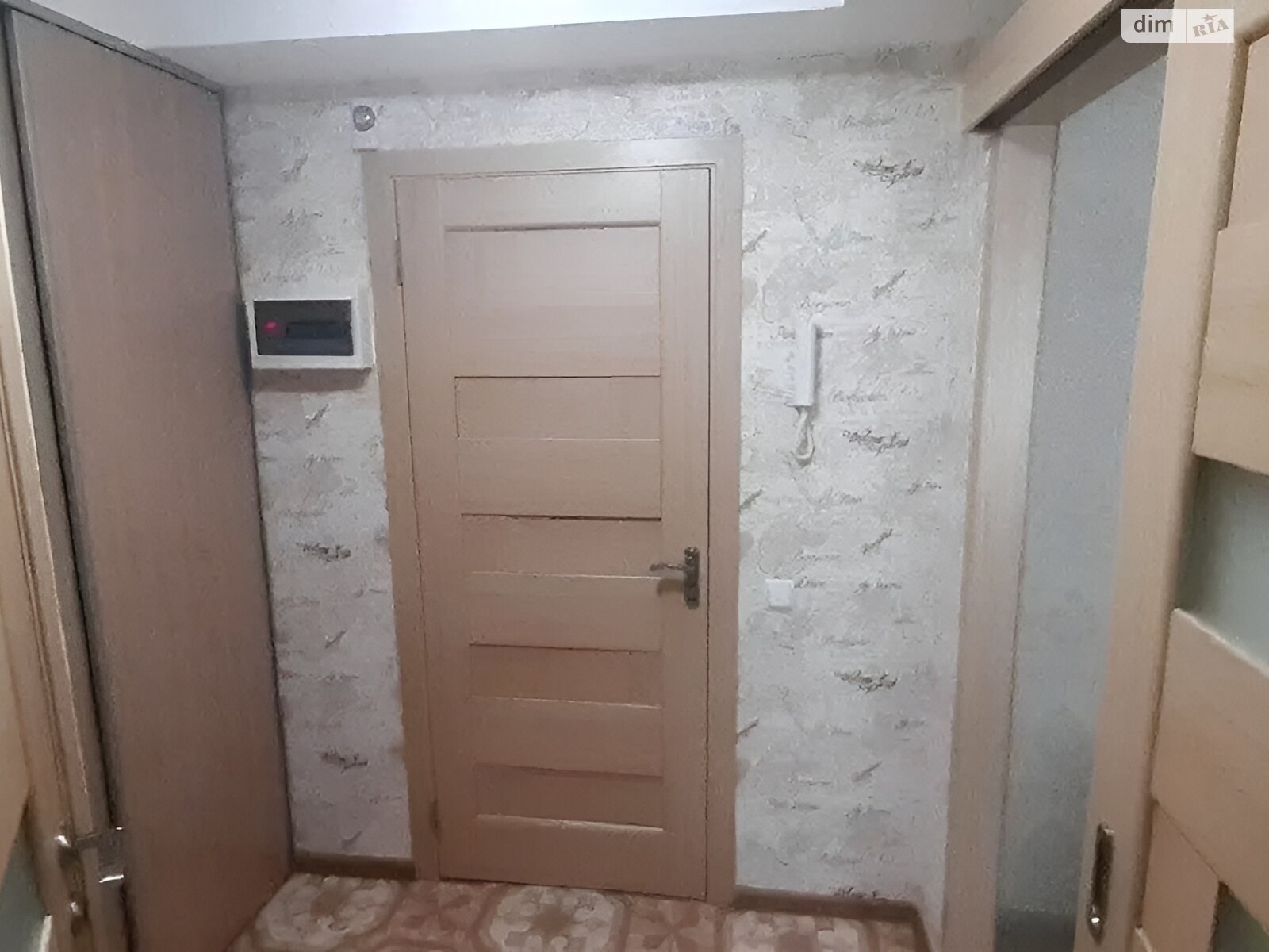 однокімнатна квартира в Києві, район Деміївка, на вул. Васильківська 8 в довготривалу оренду помісячно фото 1 однокімнатна квартира в Києві, район Деміївка, на вул. Васильківська 8 в довготривалу оренду помісячно фото 1