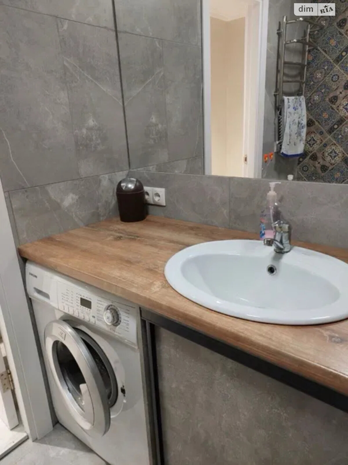 двухкомнатная квартира в Киеве, район Демеевка, на пер. Ясиноватский 11 в аренду на долгий срок помесячно фото 1 двухкомнатная квартира в Киеве, район Демеевка, на пер. Ясиноватский 11 в аренду на долгий срок помесячно фото 1