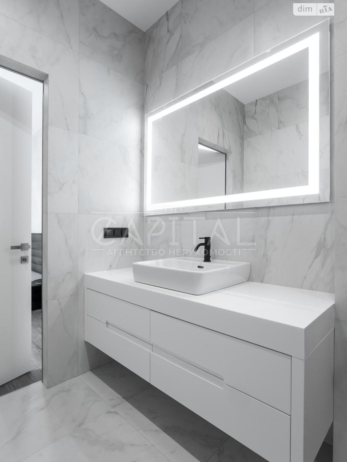 двухкомнатная квартира в Киеве, на ул. Демеевская 33 в аренду на долгий срок помесячно фото 1 двухкомнатная квартира в Киеве, на ул. Демеевская 33 в аренду на долгий срок помесячно фото 1