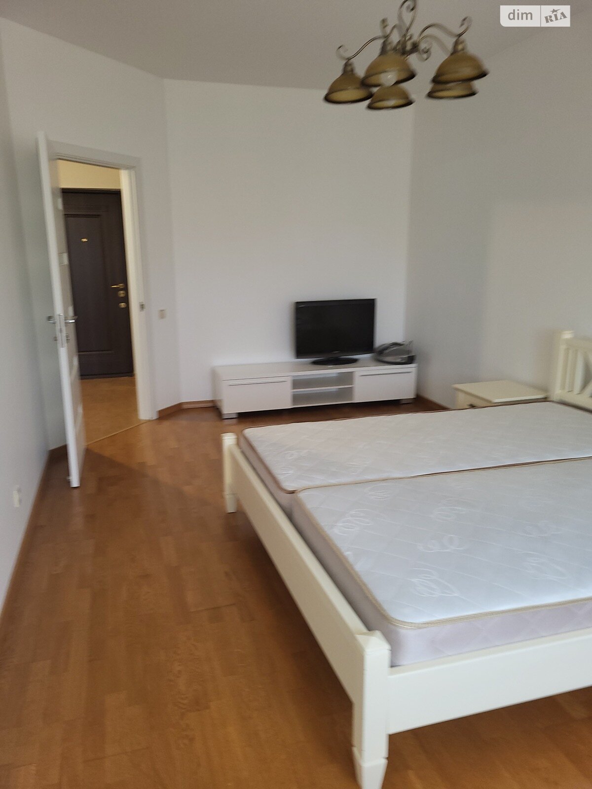 однокомнатная квартира в Киеве, район Деснянский, на ул. Николая Закревского 42А в аренду на долгий срок помесячно фото 1 однокомнатная квартира в Киеве, район Деснянский, на ул. Николая Закревского 42А в аренду на долгий срок помесячно фото 1