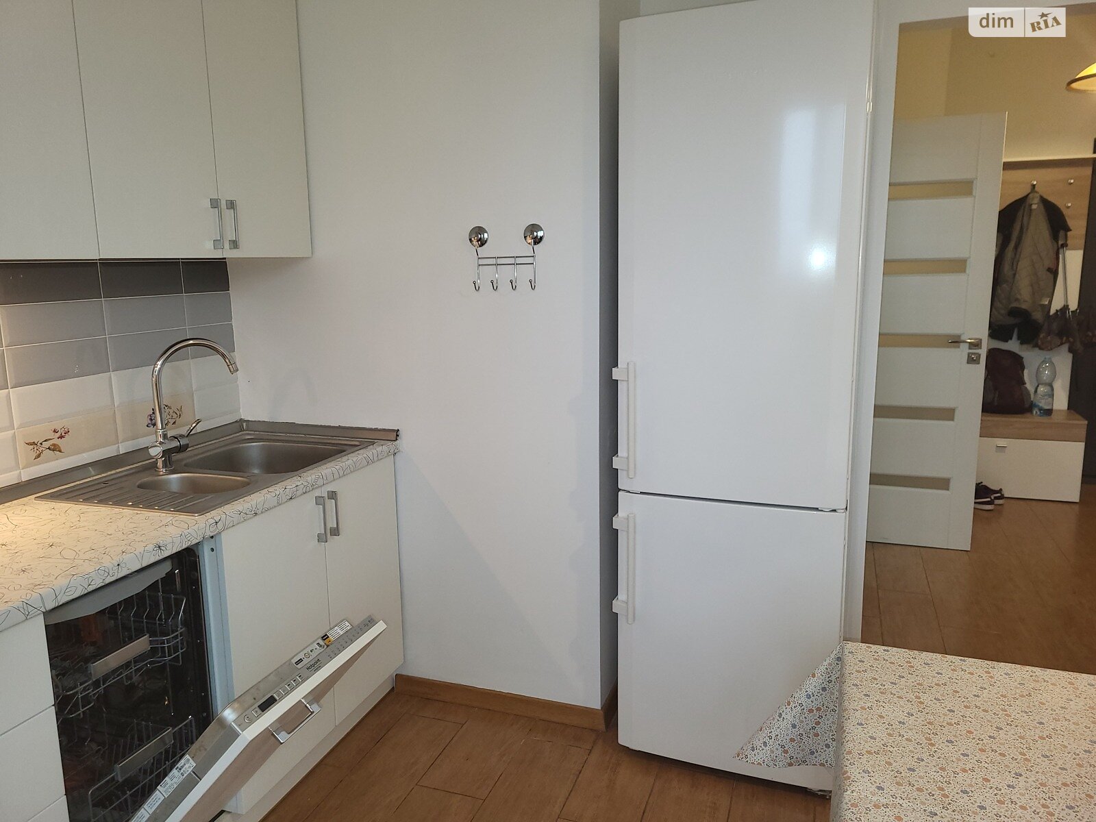 однокомнатная квартира в Киеве, район Деснянский, на ул. Николая Закревского 42А в аренду на долгий срок помесячно фото 1 однокомнатная квартира в Киеве, район Деснянский, на ул. Николая Закревского 42А в аренду на долгий срок помесячно фото 1