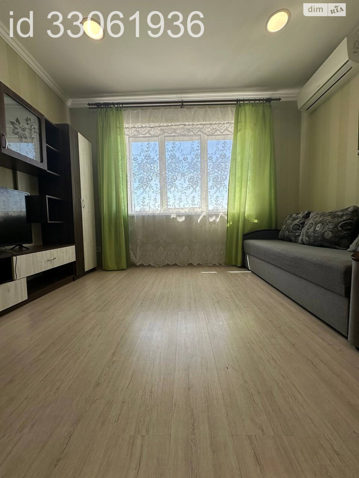 однокімнатна квартира в Києві, район Деснянський, на вул. Вінстона Черчилля 93 в довготривалу оренду помісячно фото 1 однокімнатна квартира в Києві, район Деснянський, на вул. Вінстона Черчилля 93 в довготривалу оренду помісячно фото 1