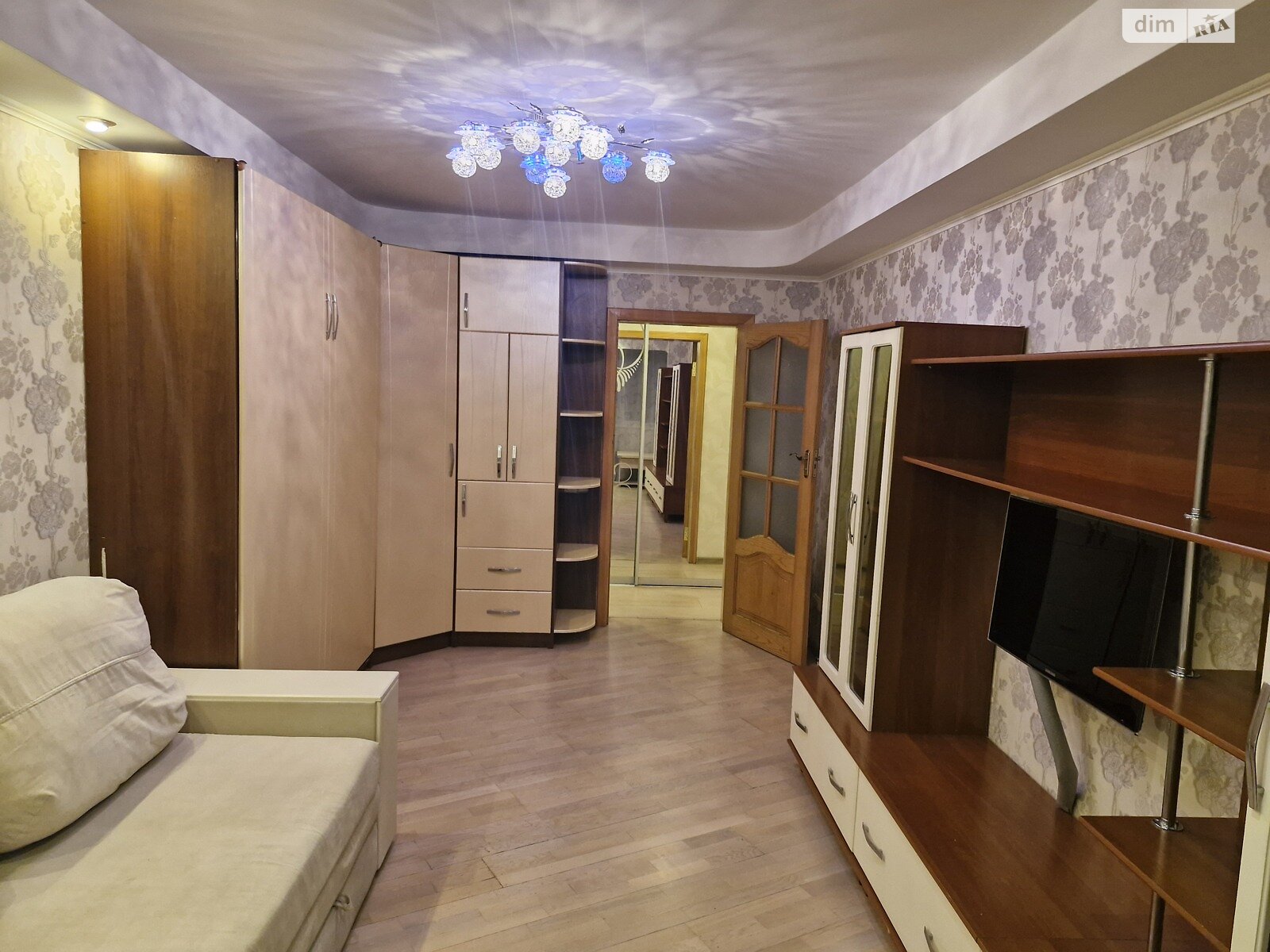 двокімнатна квартира в Києві, район Дніпровський, на вул. Ентузіастів 33 в довготривалу оренду помісячно фото 1 двокімнатна квартира в Києві, район Дніпровський, на вул. Ентузіастів 33 в довготривалу оренду помісячно фото 1