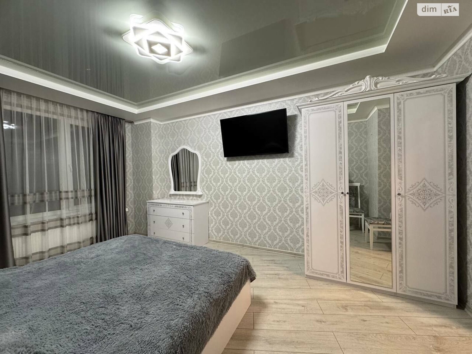 двухкомнатная квартира в Киеве, район Днепровский, на ул. Евгения Сверстюка 6Е в аренду на долгий срок помесячно фото 1 двухкомнатная квартира в Киеве, район Днепровский, на ул. Евгения Сверстюка 6Е в аренду на долгий срок помесячно фото 1