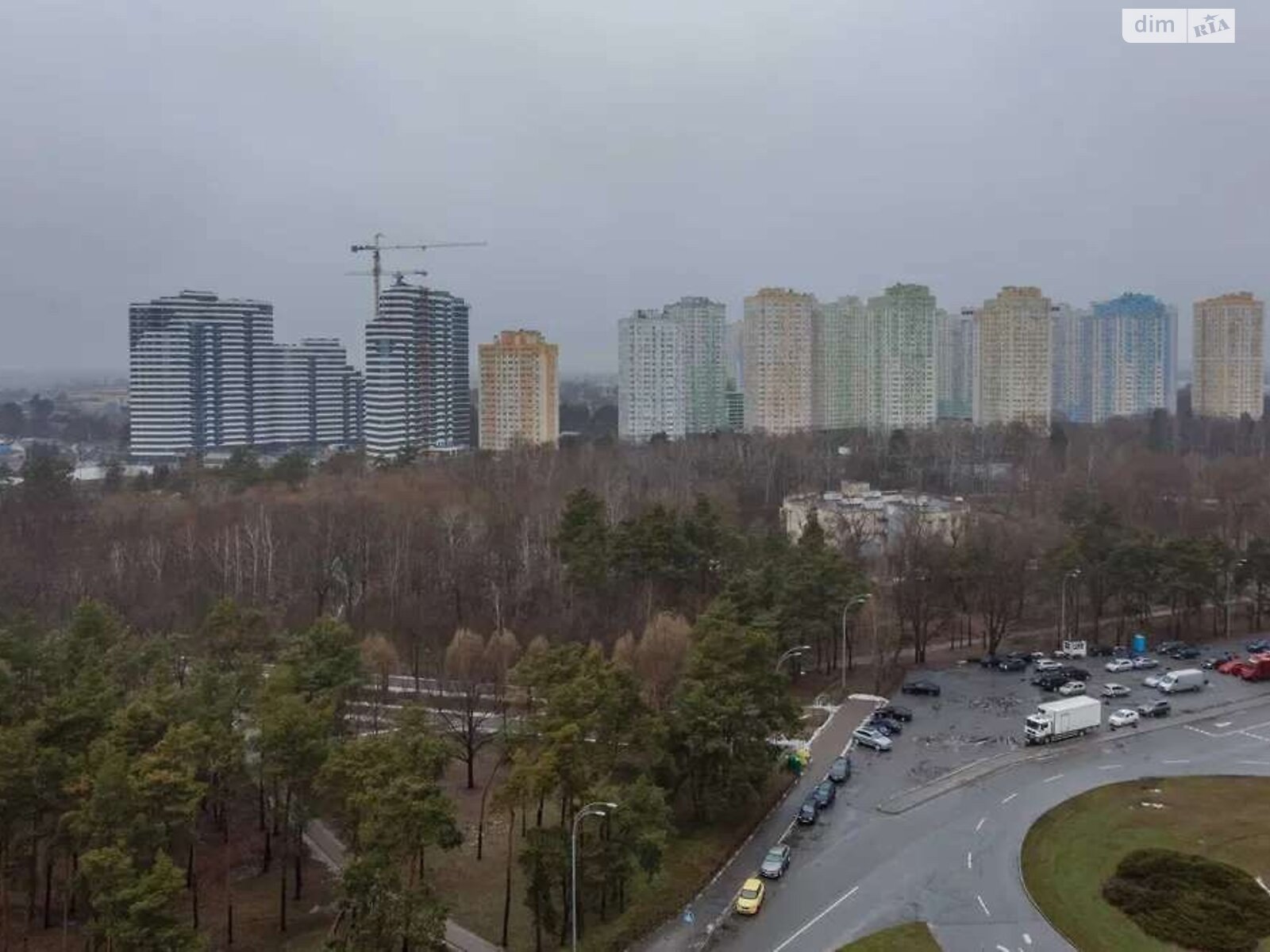 однокімнатна квартира з меблями в Києві, район Дніпровський, на вул. Генерала Жмаченка 18 в довготривалу оренду помісячно фото 1