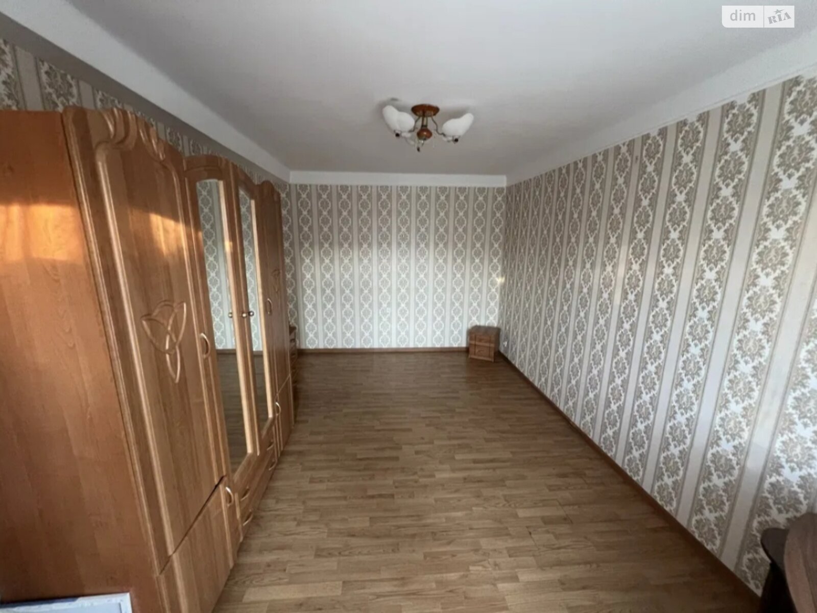 однокімнатна квартира в Києві, район Дніпровський, на вул. Івана Миколайчука 7А в довготривалу оренду помісячно фото 1 однокімнатна квартира в Києві, район Дніпровський, на вул. Івана Миколайчука 7А в довготривалу оренду помісячно фото 1