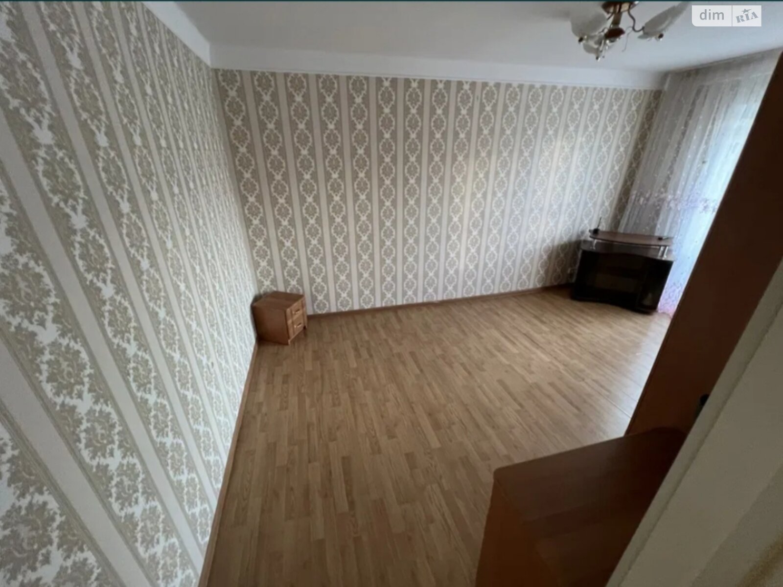 однокімнатна квартира в Києві, район Дніпровський, на вул. Івана Миколайчука 7А в довготривалу оренду помісячно фото 1 однокімнатна квартира в Києві, район Дніпровський, на вул. Івана Миколайчука 7А в довготривалу оренду помісячно фото 1