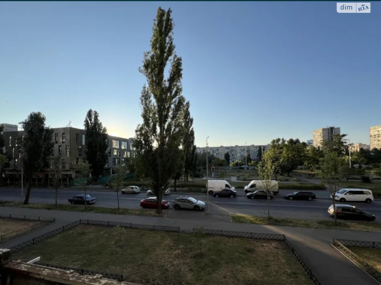 однокімнатна квартира в Києві, район Дніпровський, на вул. Івана Миколайчука 7А в довготривалу оренду помісячно фото 1 однокімнатна квартира в Києві, район Дніпровський, на вул. Івана Миколайчука 7А в довготривалу оренду помісячно фото 1