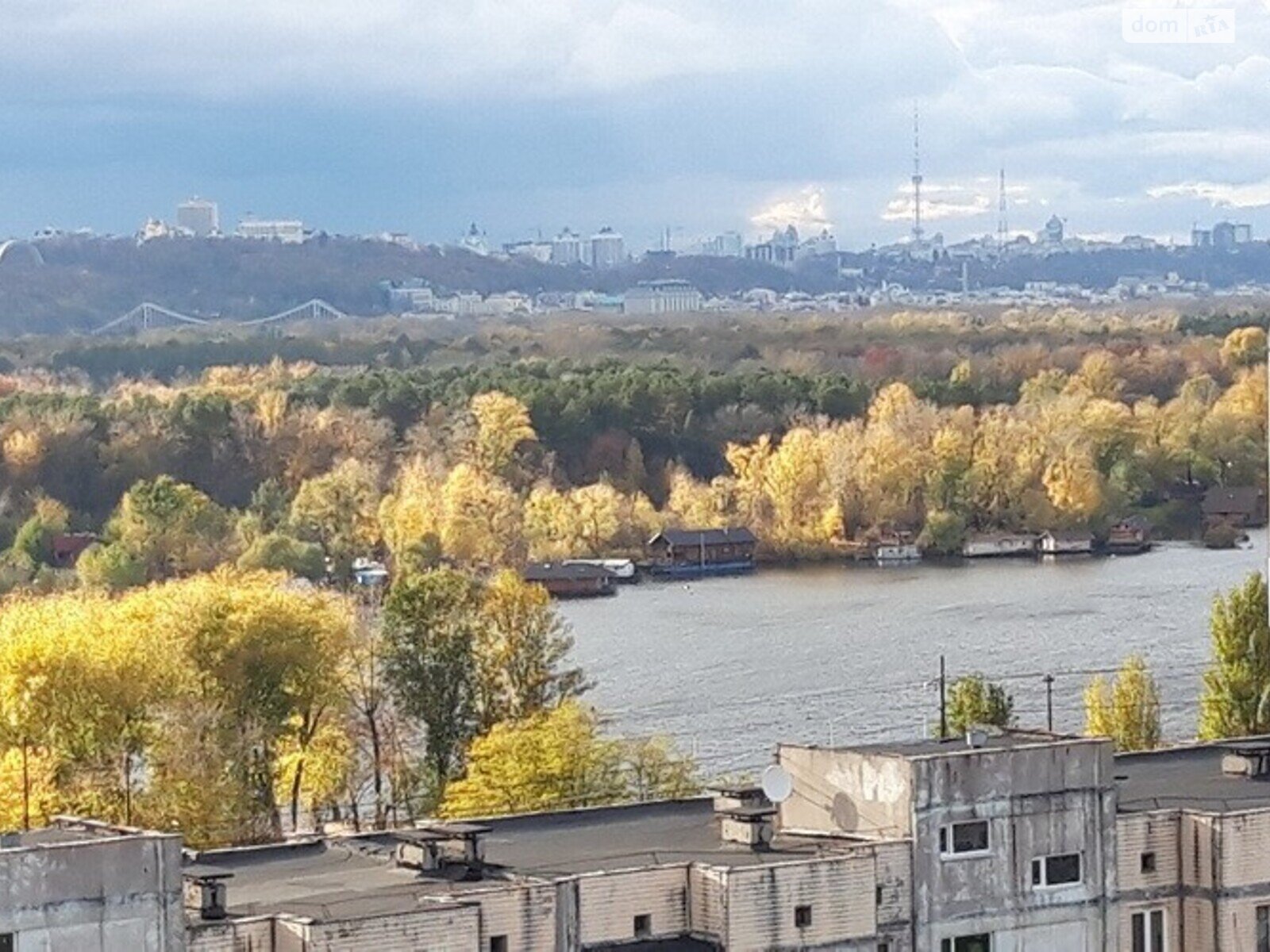 четырехкомнатная квартира в Киеве, район Днепровский, на ул. Никольско-Слободская 6А в аренду на долгий срок помесячно фото 1