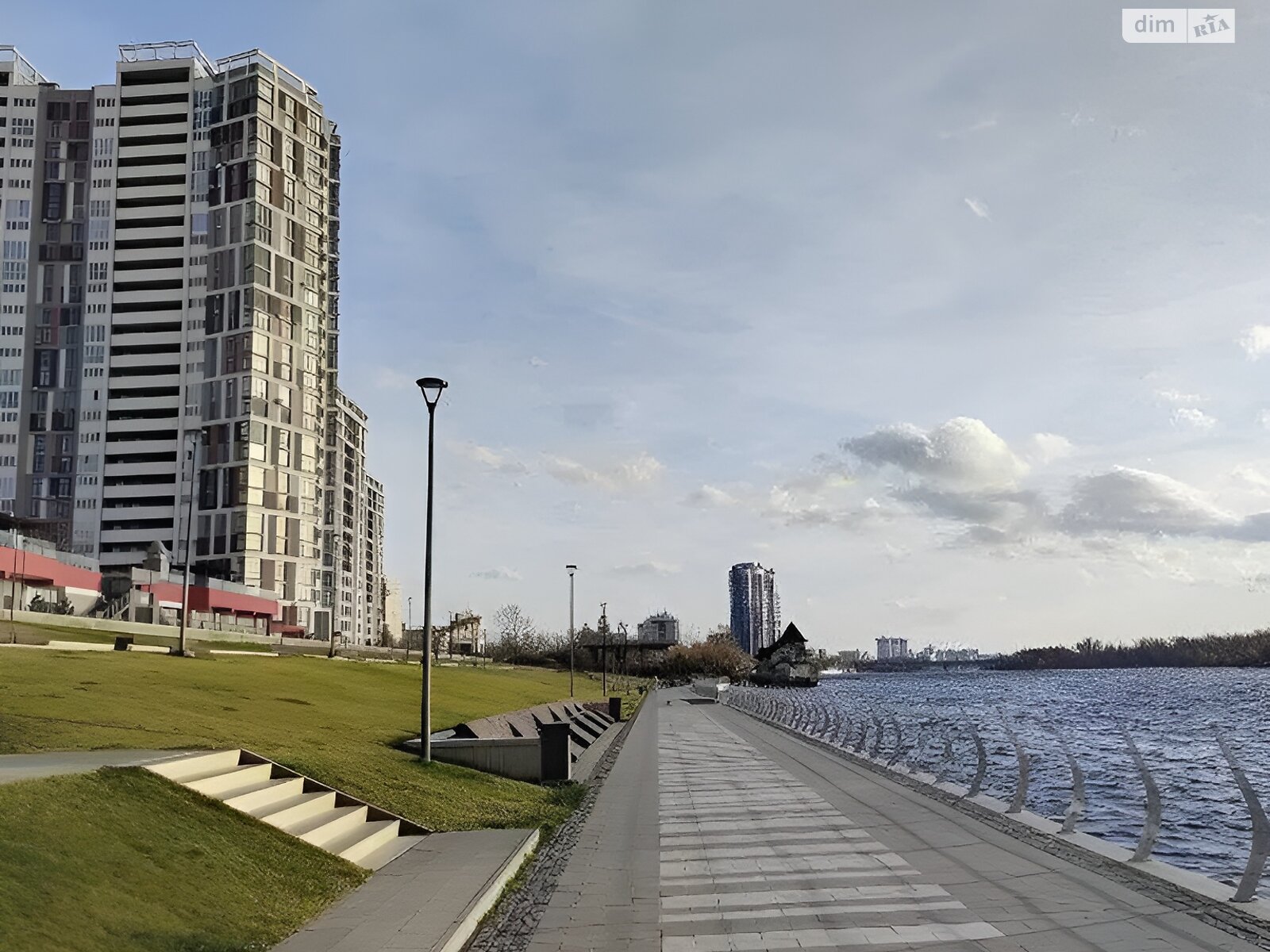 однокімнатна квартира в Києві, район Дніпровський, на вул. Микільсько-Слобідська 11 в довготривалу оренду помісячно фото 1 однокімнатна квартира в Києві, район Дніпровський, на вул. Микільсько-Слобідська 11 в довготривалу оренду помісячно фото 1