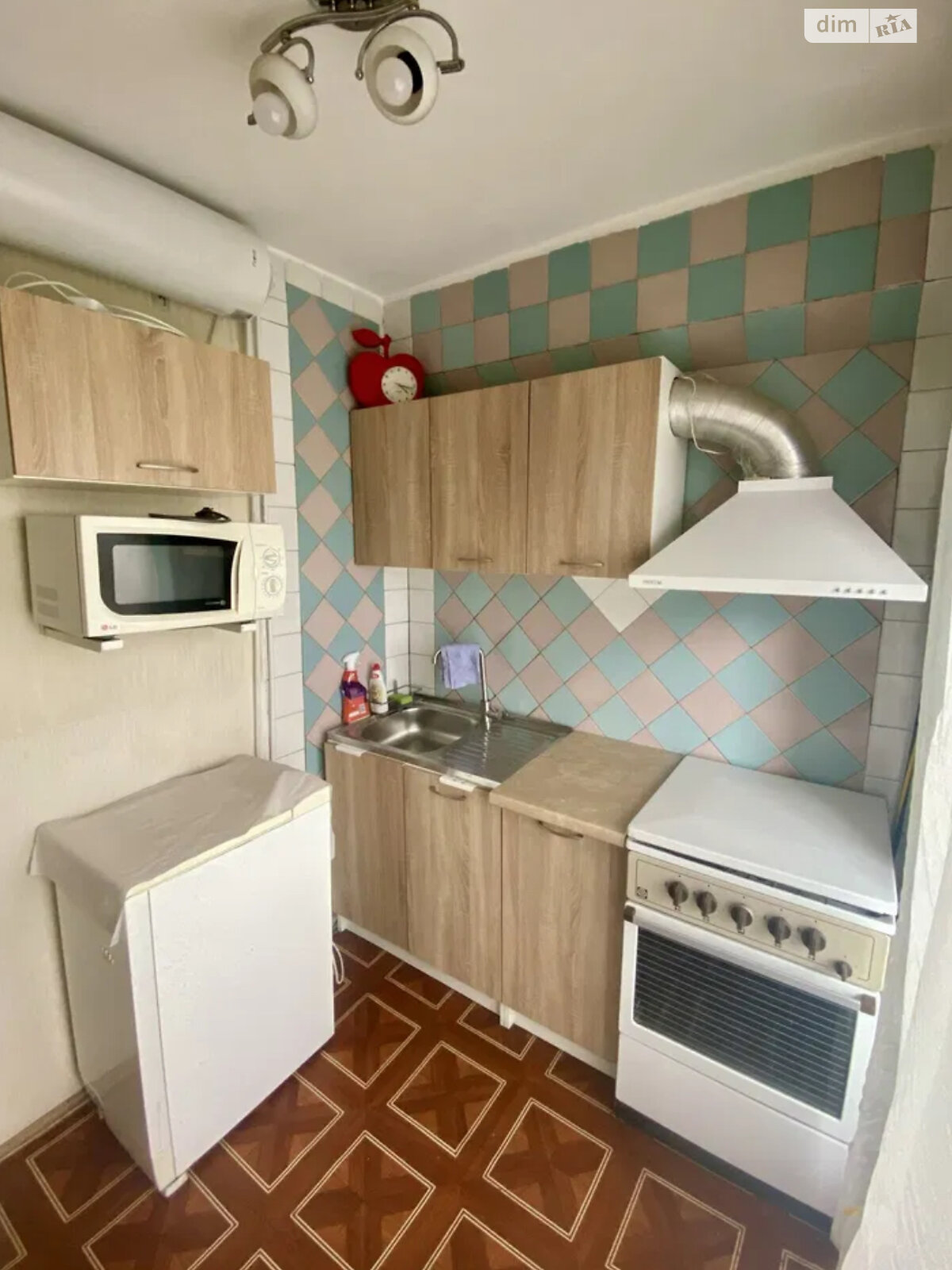однокімнатна квартира в Києві, район Дніпровський, на вул. Ореста Левицького 18 в довготривалу оренду помісячно фото 1 однокімнатна квартира в Києві, район Дніпровський, на вул. Ореста Левицького 18 в довготривалу оренду помісячно фото 1