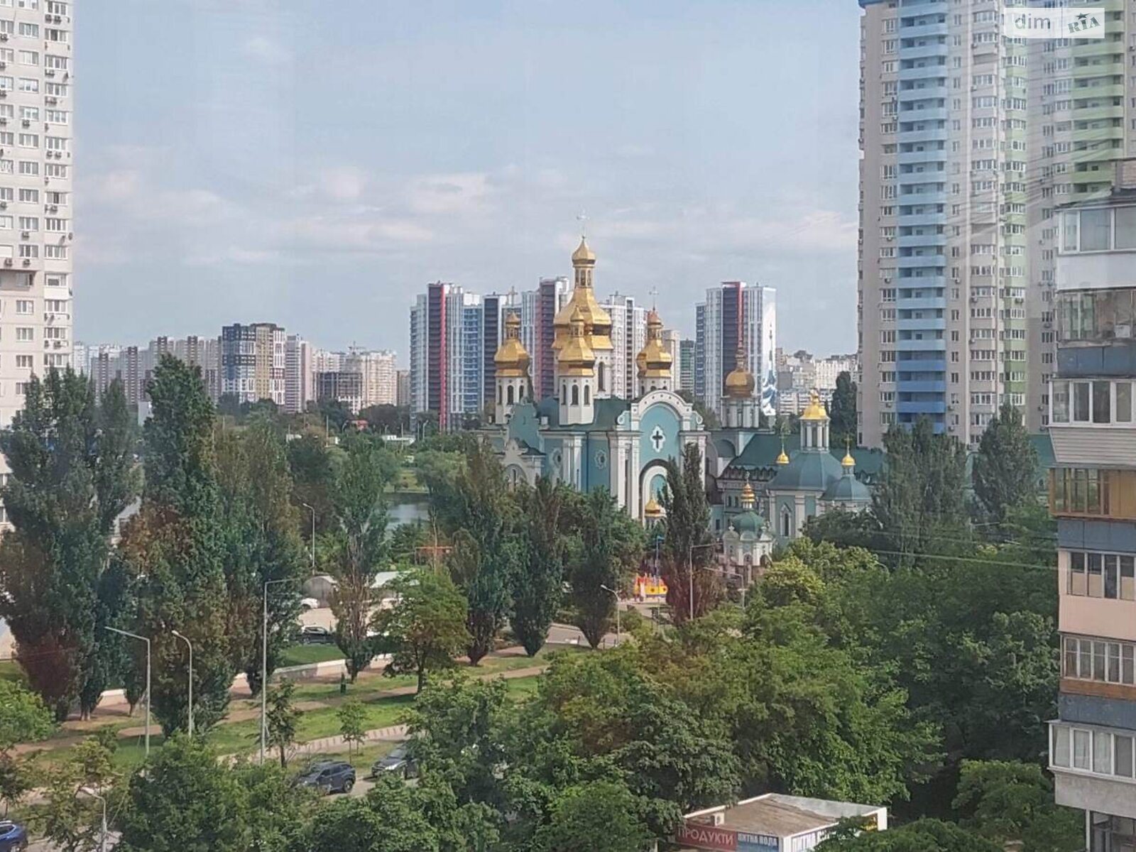 чотирикімнатна квартира в Києві, район Дніпровський, на просп. Павла Тичини 16/2 в довготривалу оренду помісячно фото 1 чотирикімнатна квартира в Києві, район Дніпровський, на просп. Павла Тичини 16/2 в довготривалу оренду помісячно фото 1