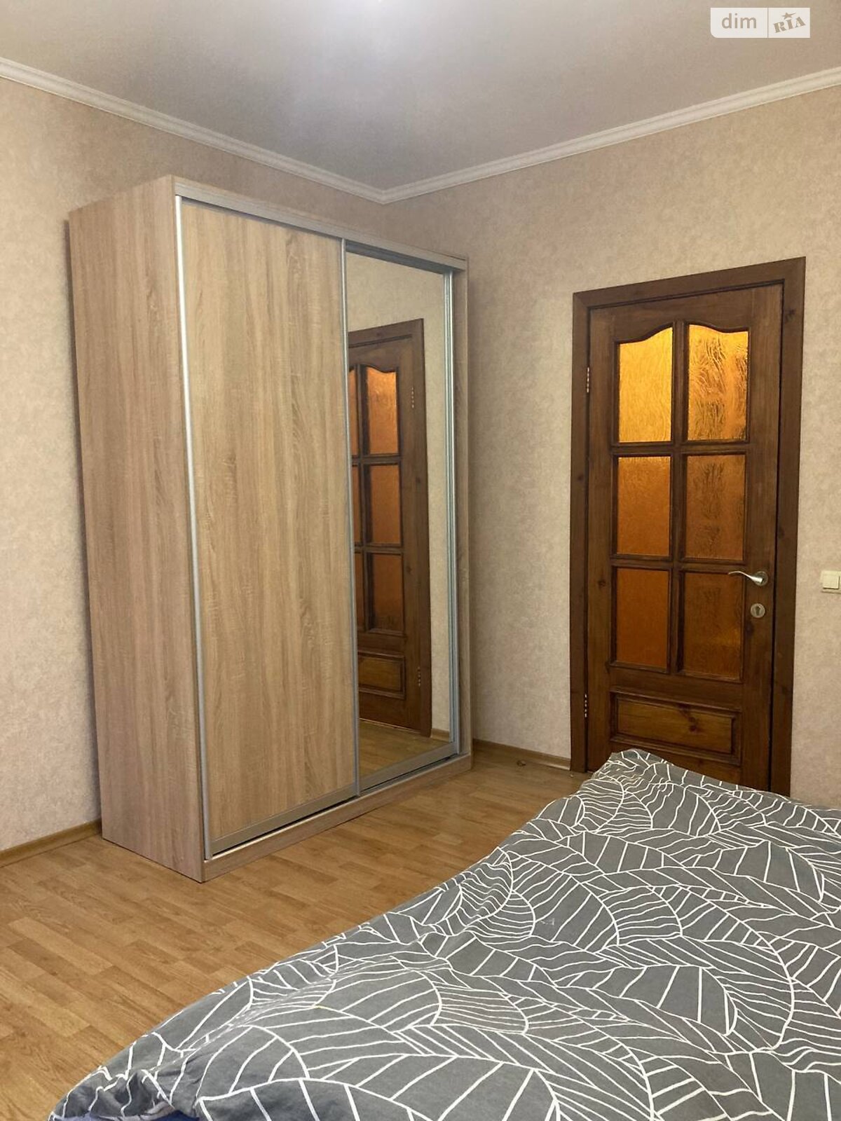 двухкомнатная квартира в Киеве, район ДВРЗ, на ул. Алма-Атинская 39А в аренду на долгий срок помесячно фото 1 двухкомнатная квартира в Киеве, район ДВРЗ, на ул. Алма-Атинская 39А в аренду на долгий срок помесячно фото 1