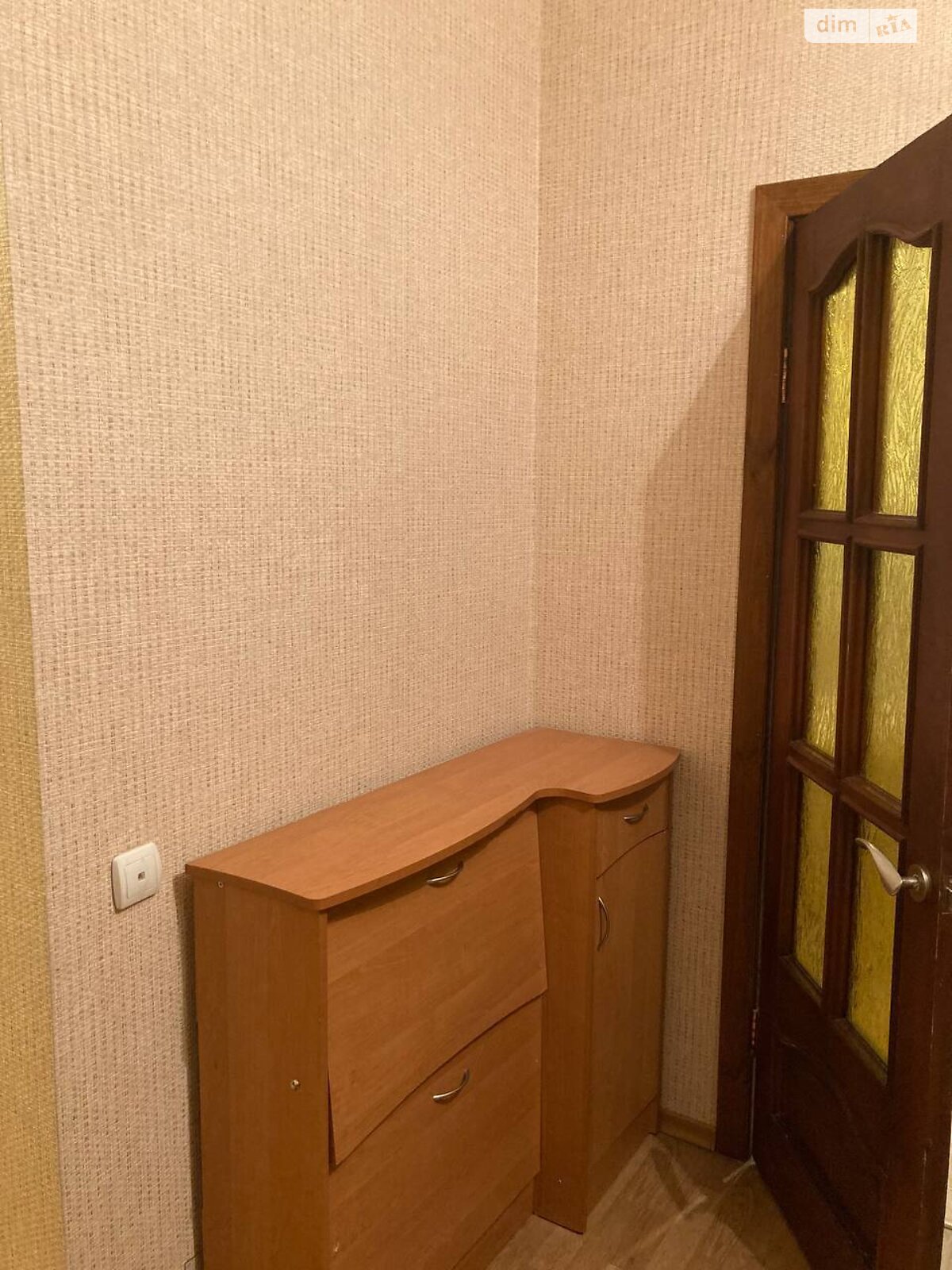 двухкомнатная квартира в Киеве, район ДВРЗ, на ул. Алма-Атинская 39А в аренду на долгий срок помесячно фото 1 двухкомнатная квартира в Киеве, район ДВРЗ, на ул. Алма-Атинская 39А в аренду на долгий срок помесячно фото 1